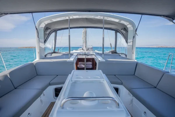 Oceanis 51.1 - Boatscribe.com