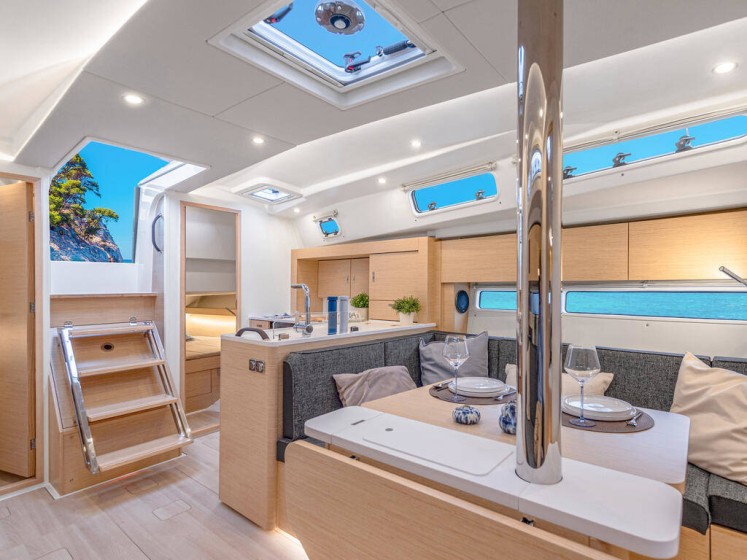 Hanse 360 - Boatscribe.com