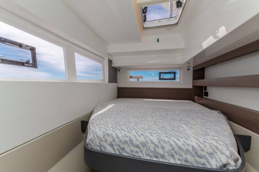 Leopard 42 - Boatscribe.com