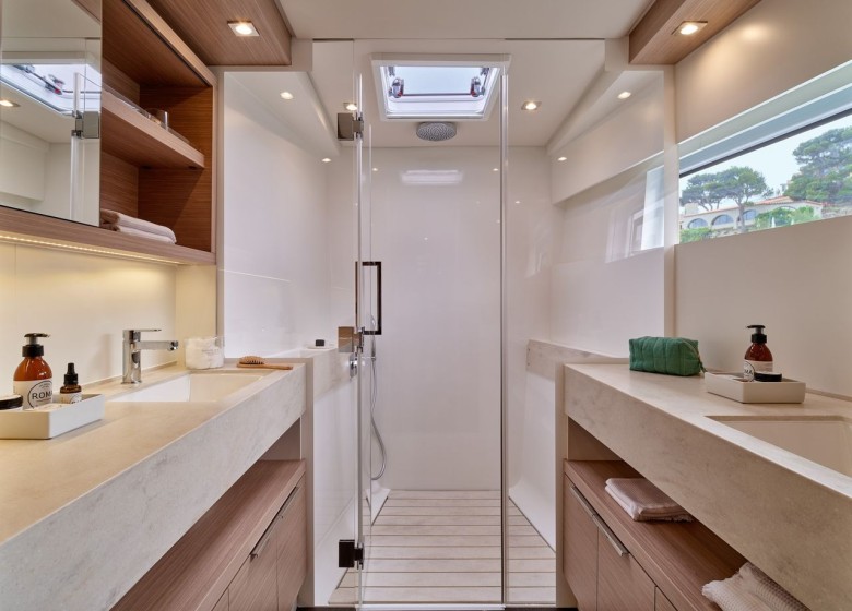 Lagoon 51 - Boatscribe.com