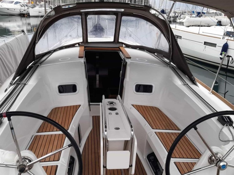 Sun Odyssey 349 - Boatscribe.com