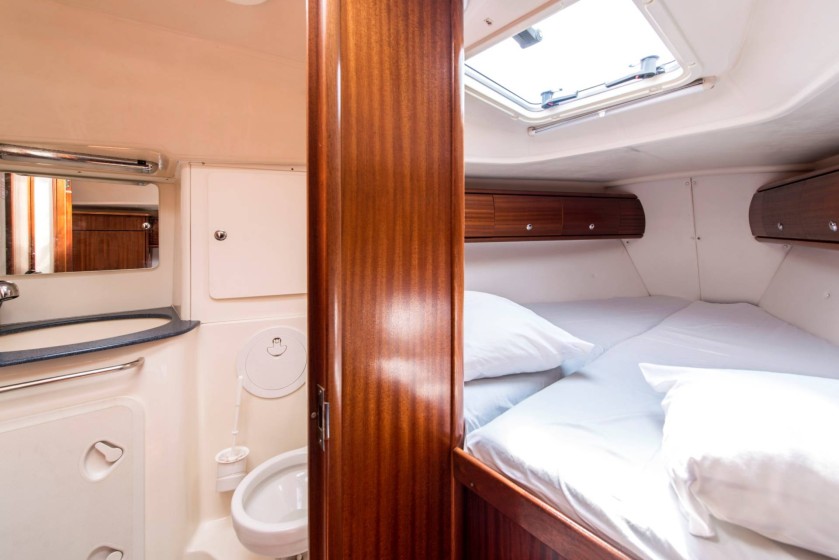 Bavaria 36 Cruiser - Boatscribe.com