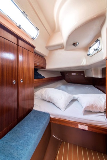 Bavaria 36 Cruiser - Boatscribe.com