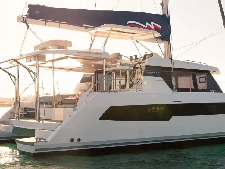 Leopard 42 - Boatscribe.com