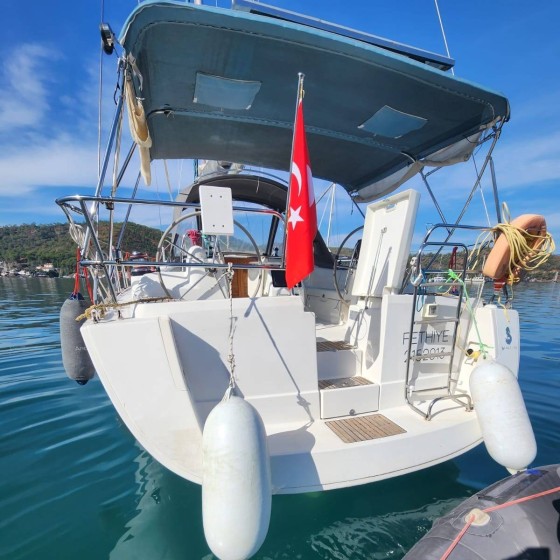 Oceanis 40 - Boatscribe.com