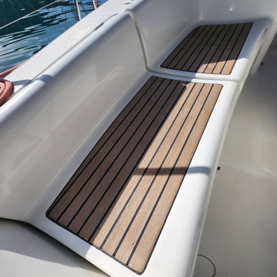 Oceanis 40 - Boatscribe.com