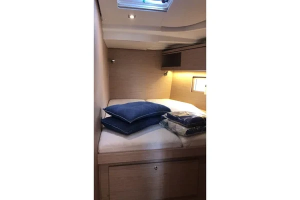 Oceanis 51.1 - Boatscribe.com