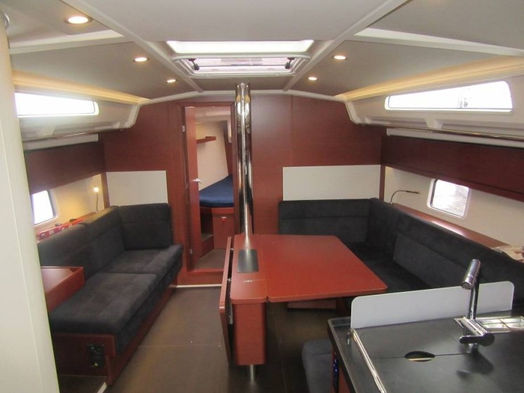 Hanse 418 - Boatscribe.com