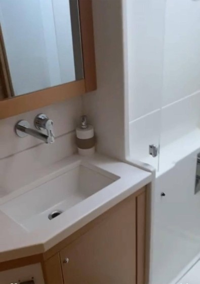 Lagoon 450 F - Boatscribe.com