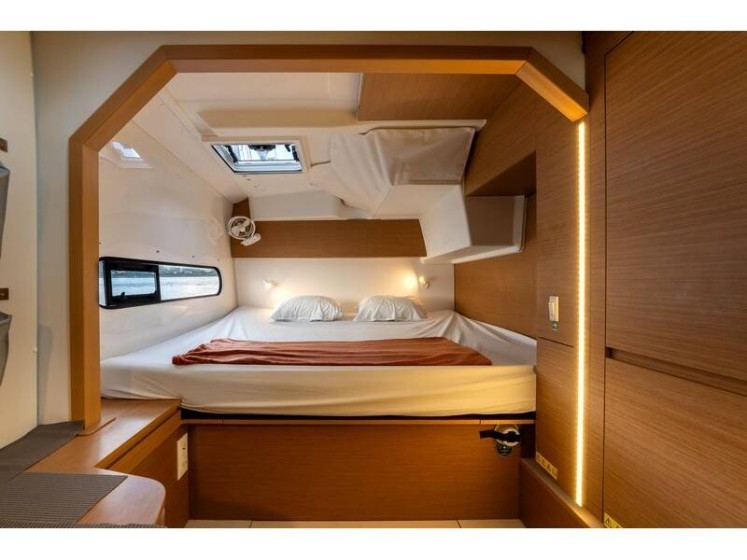 Excess 11 - Boatscribe.com