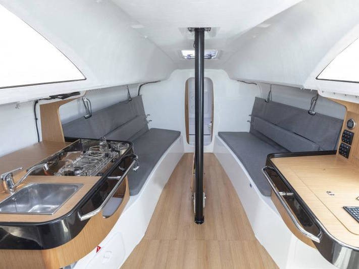 Sun Fast 3300 - Boatscribe.com