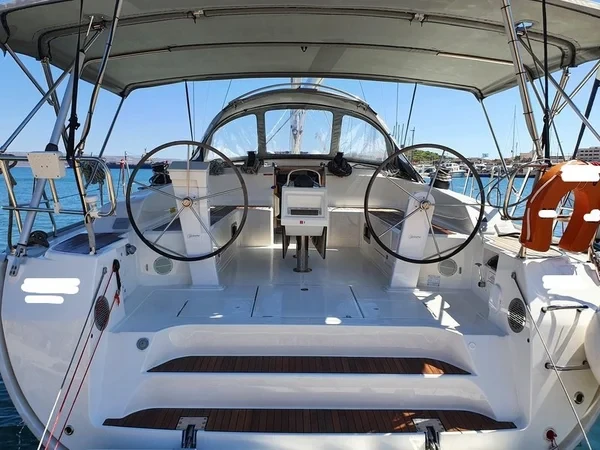 Bavaria 51 Cruiser - Boatscribe.com