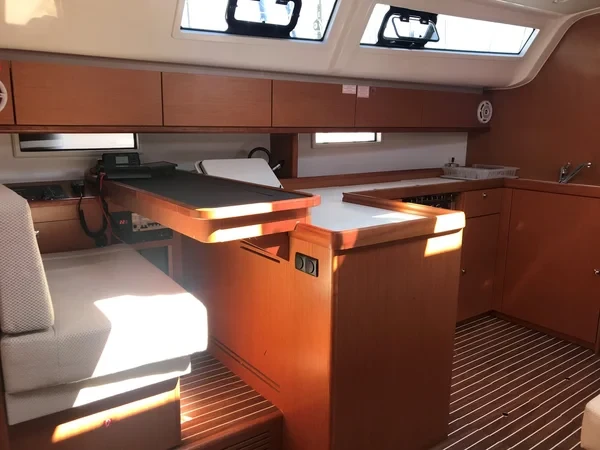 Bavaria 51 Cruiser - Boatscribe.com