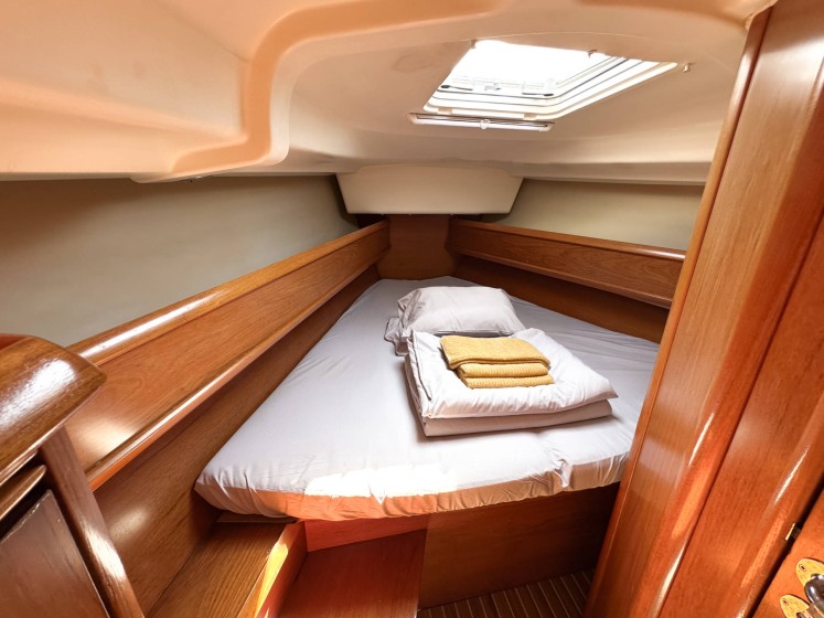 Sun Odyssey 40.3 - Boatscribe.com