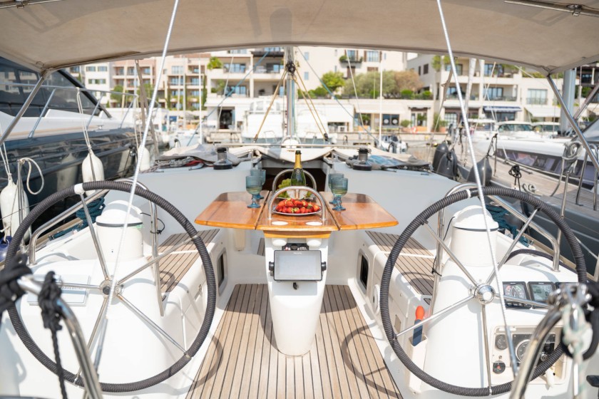 Sun Odyssey 40.3 - Boatscribe.com