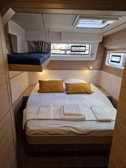 Lagoon 43 - Boatscribe.com