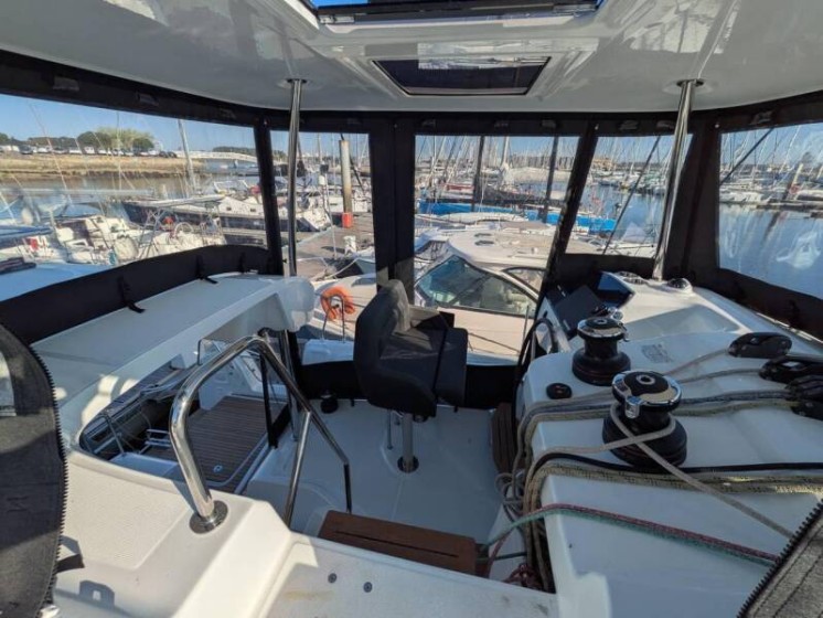 Lagoon 43 - Boatscribe.com