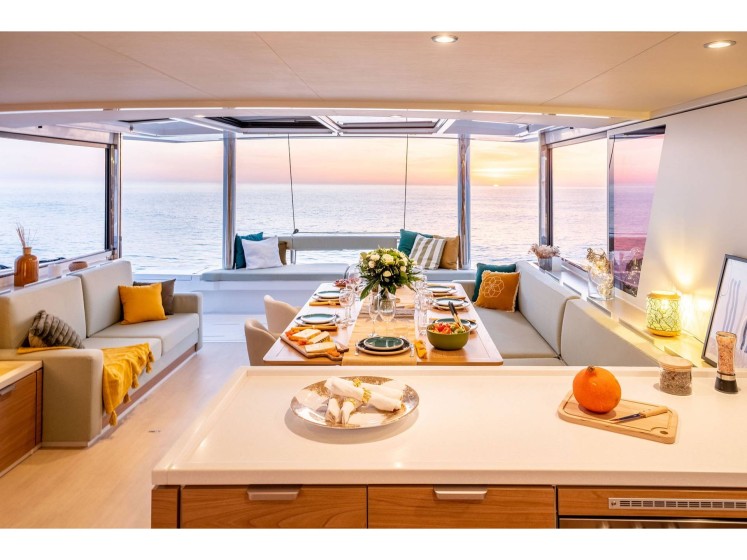 Bali 5.4 - Boatscribe.com