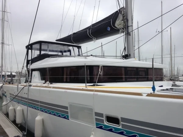 Lagoon 450 S - Boatscribe.com