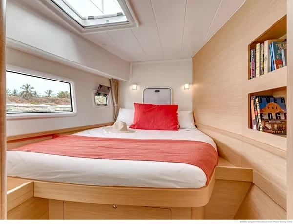 Lagoon 42 - Boatscribe.com