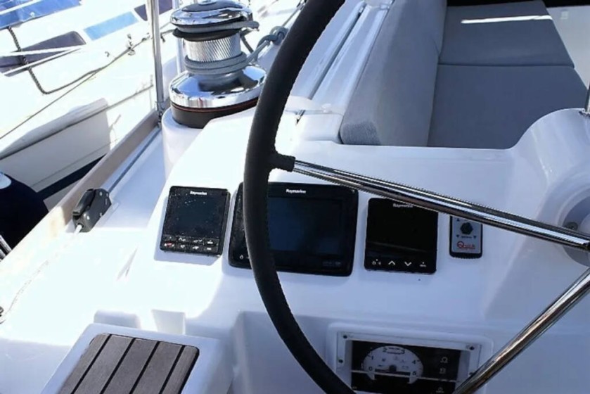 Oceanis 48 - Boatscribe.com