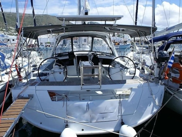 Oceanis 48 - Boatscribe.com