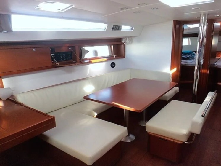 Oceanis 48 - Boatscribe.com