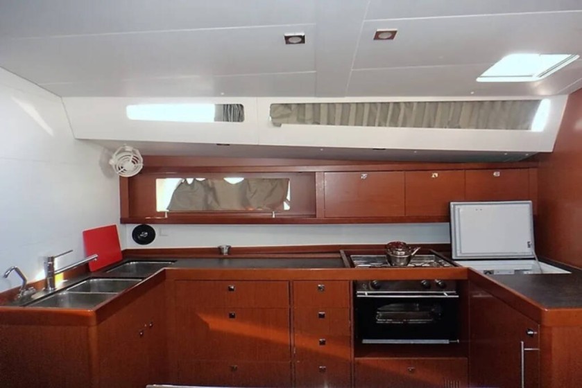 Oceanis 48 - Boatscribe.com