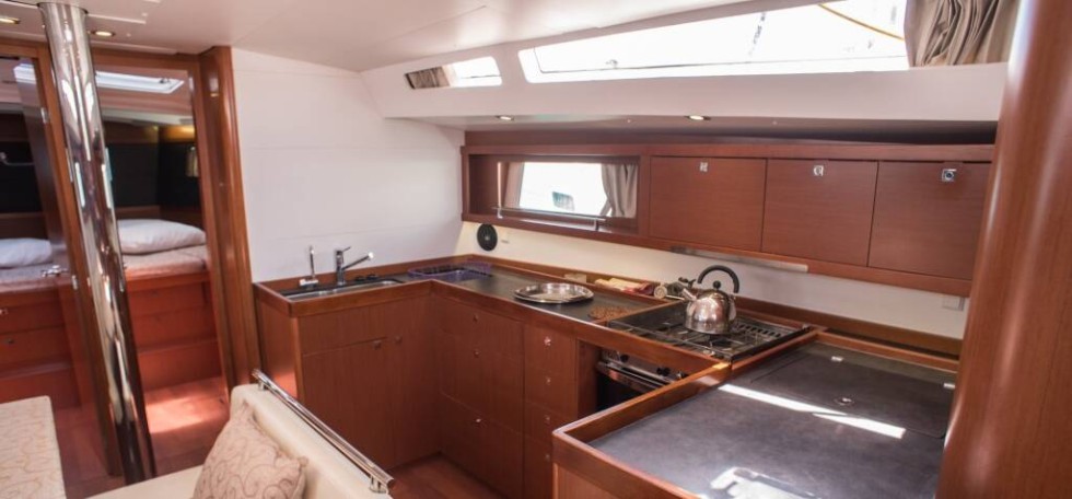 Oceanis 48 - Boatscribe.com