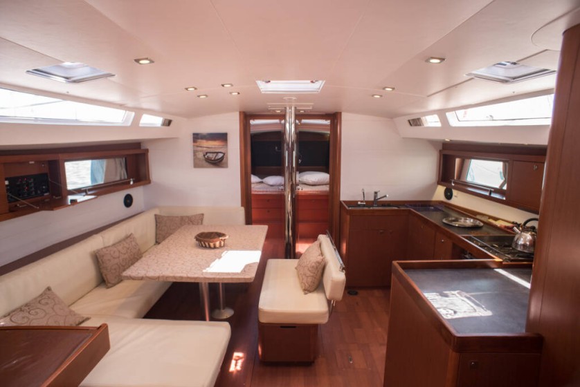 Oceanis 48 - Boatscribe.com