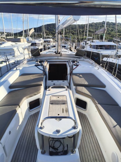 Jeanneau 53 - Boatscribe.com