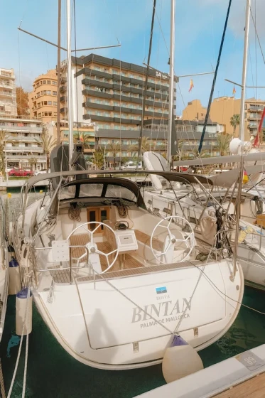 Bavaria 41 Cruiser - Boatscribe.com