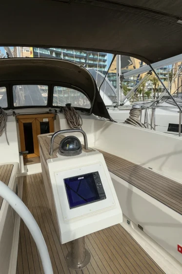 Bavaria 41 Cruiser - Boatscribe.com