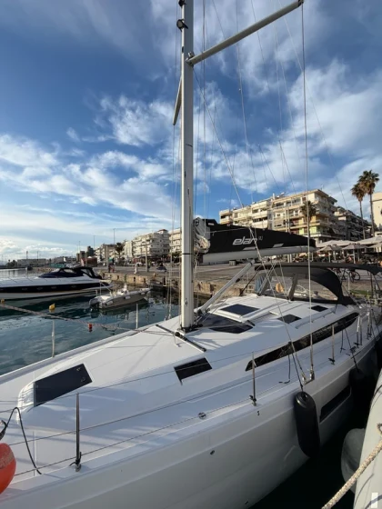 Elan Impression 43 - Boatscribe.com