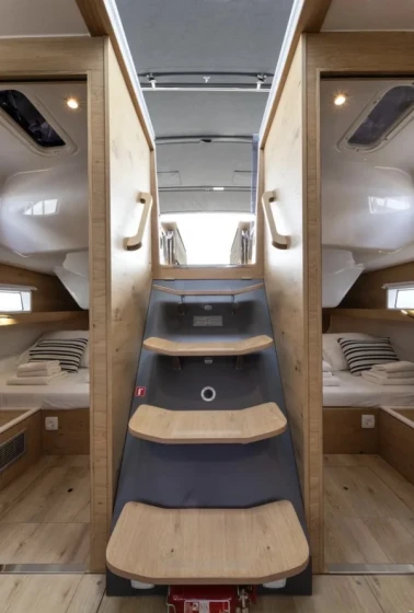 Elan Impression 43 - Boatscribe.com