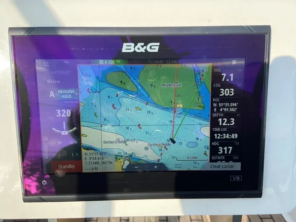 Bavaria 41 Cruiser - Boatscribe.com