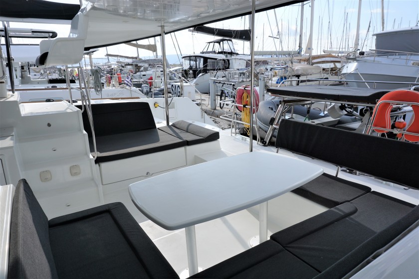 Lagoon 450 S - Boatscribe.com