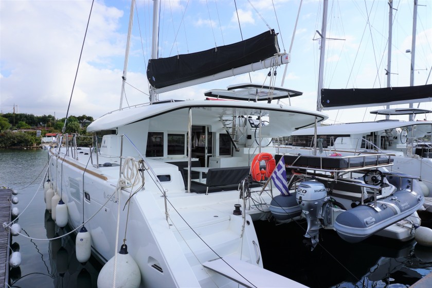 Lagoon 450 S - Boatscribe.com