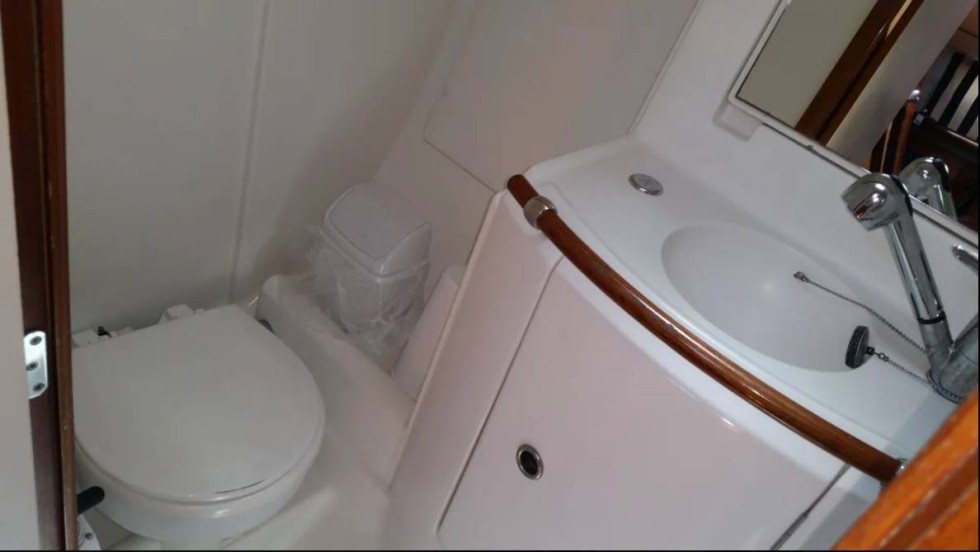 Oceanis 41.1 - Boatscribe.com