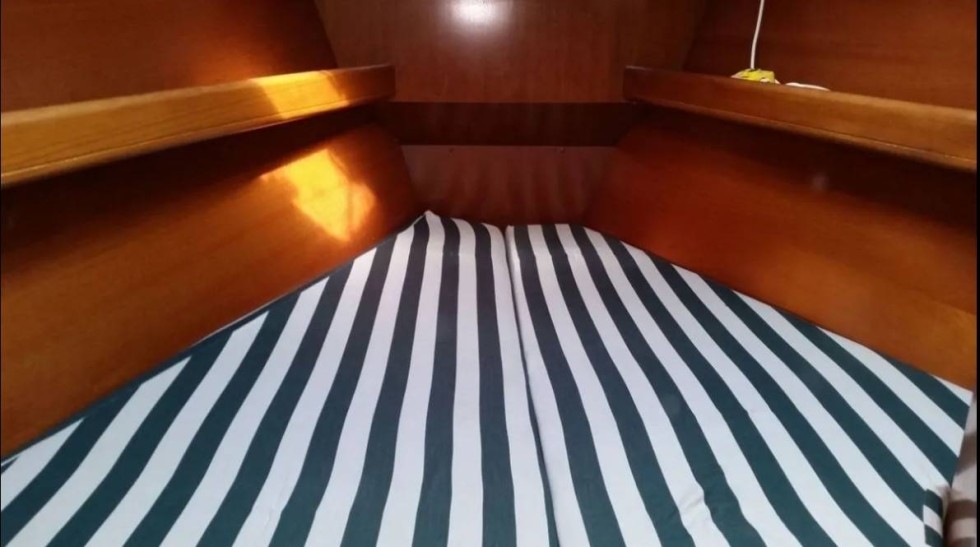 Oceanis 41.1 - Boatscribe.com