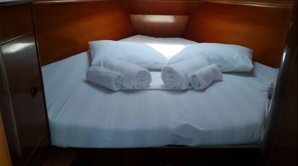 Oceanis 41.1 - Boatscribe.com