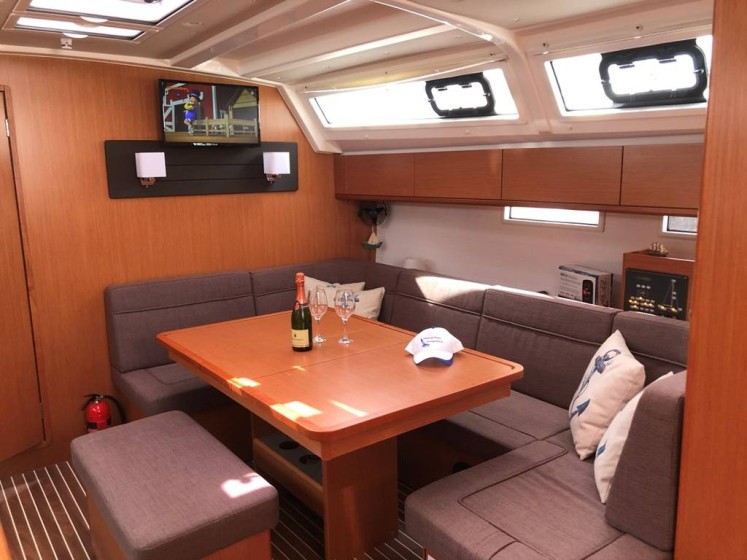 Bavaria 46 Cruiser - Boatscribe.com