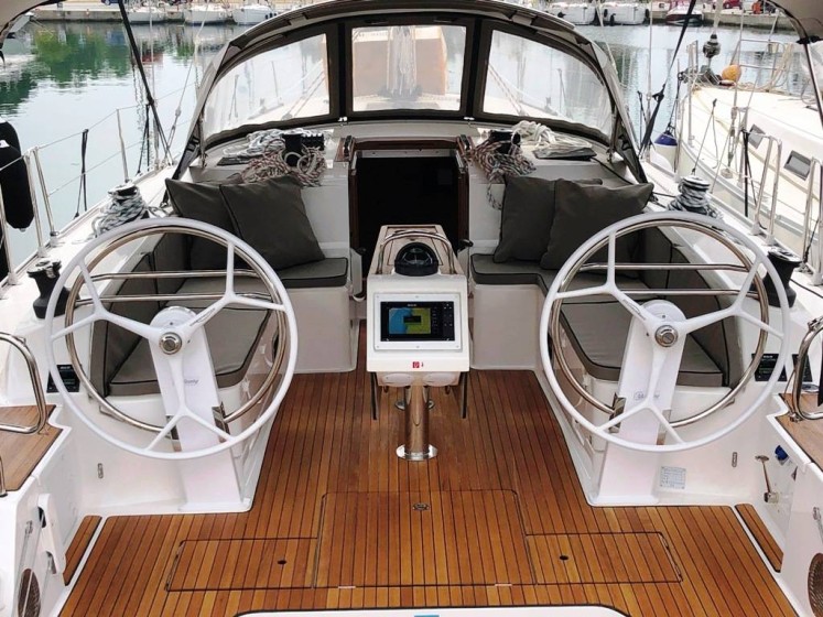 Bavaria 46 Cruiser - Boatscribe.com
