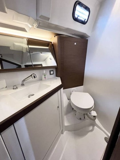 Oceanis 46.1 - Boatscribe.com