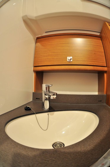 Bavaria 46 Cruiser - Boatscribe.com