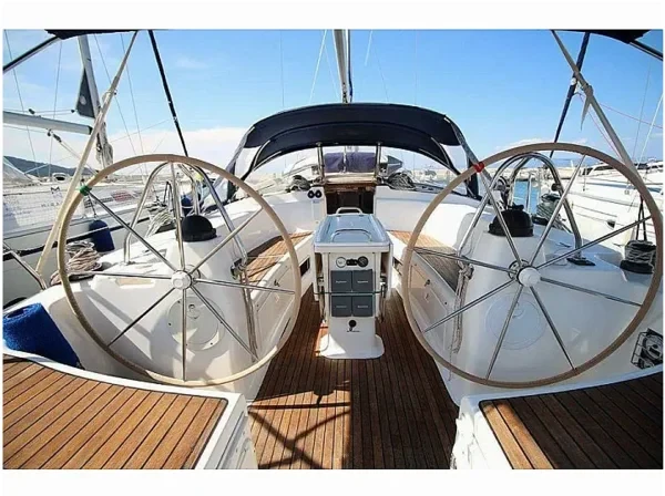 Bavaria 44 - Boatscribe.com