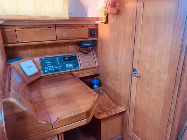 Bavaria 42 Cruiser - Boatscribe.com