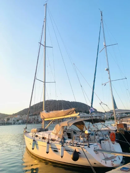 Bavaria 42 Cruiser - Boatscribe.com