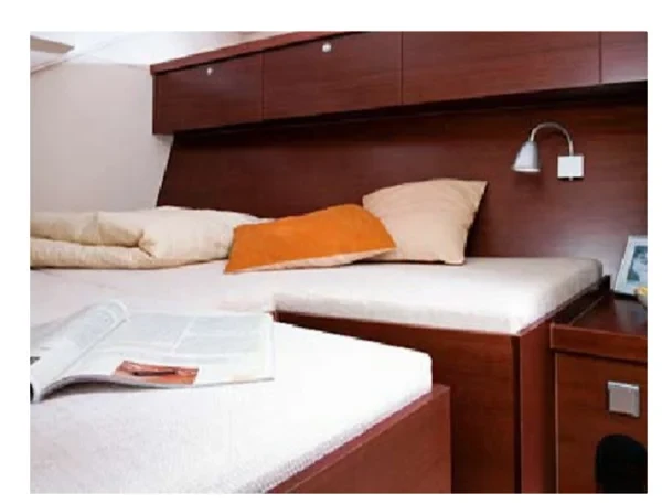 Hanse 540e - Boatscribe.com