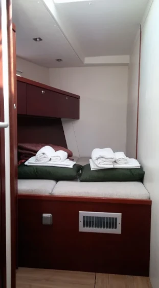 Hanse 540e - Boatscribe.com